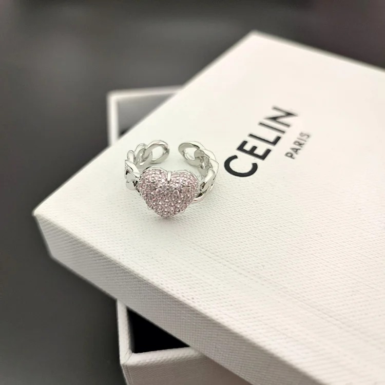 celi Arc de Triomphe full-set pink diamond peach heart female ring, French light luxury pastoral style earrings, small fragrant style color matching earrings