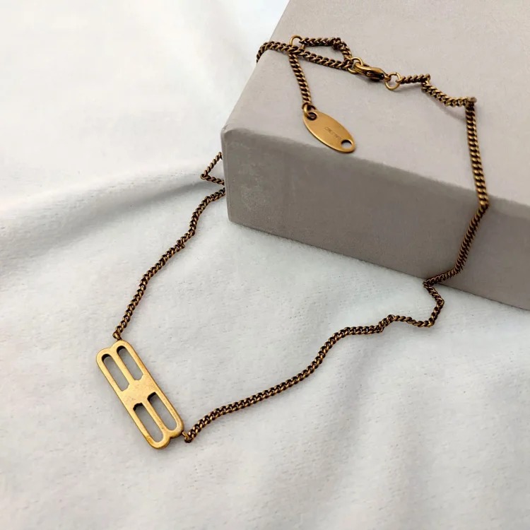 French Parisian style distressed letter necklace, light luxury palace retro women’s earrings, versatile baroque medieval women’s necklace