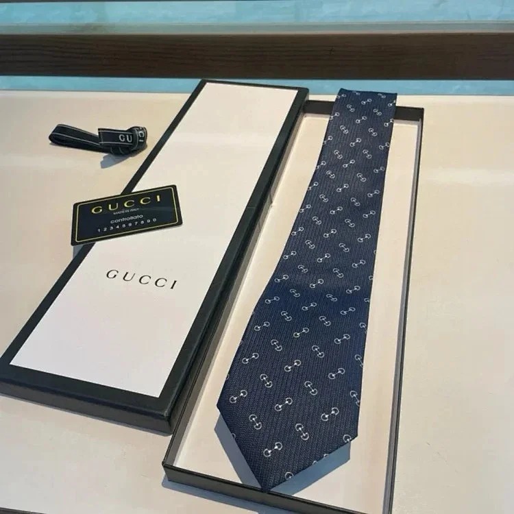 Tie