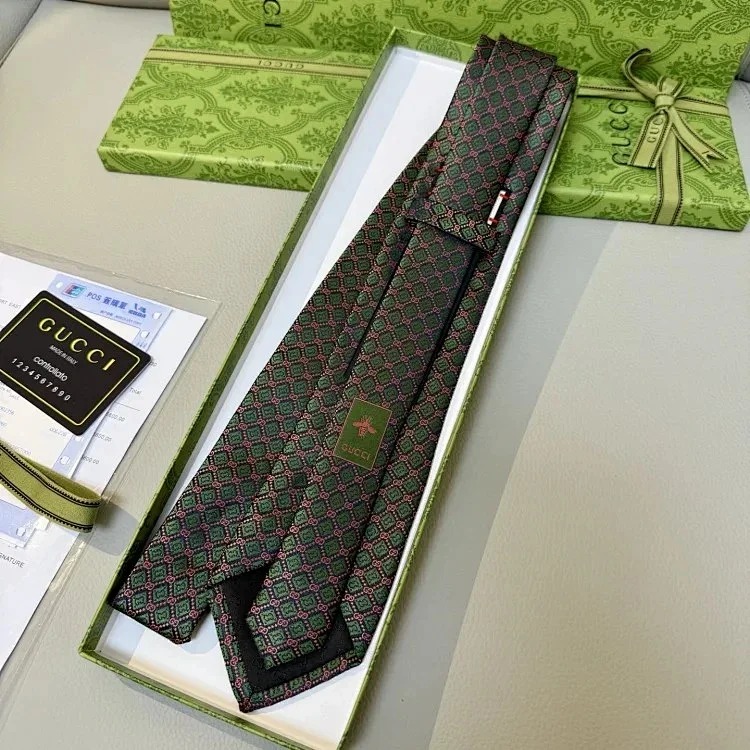 Tie