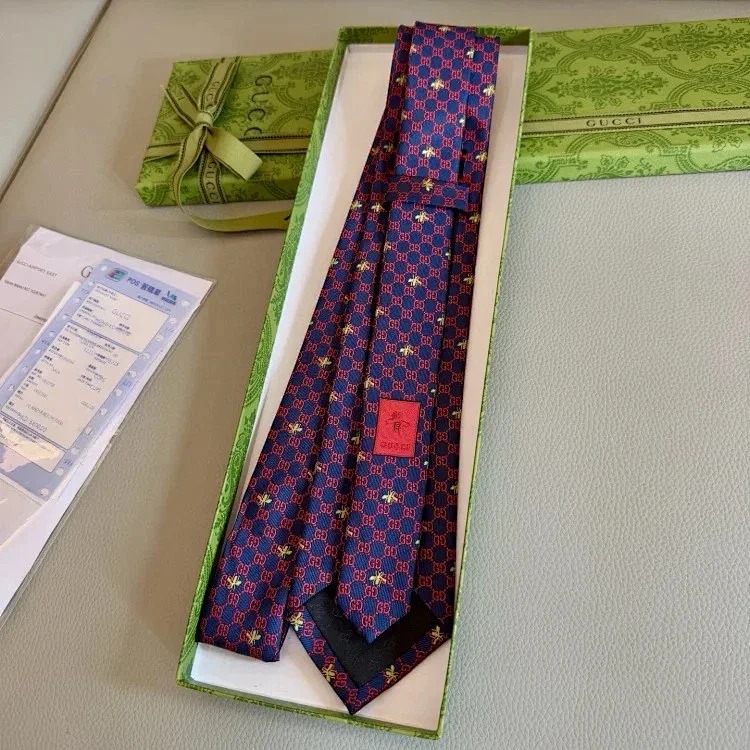 Tie