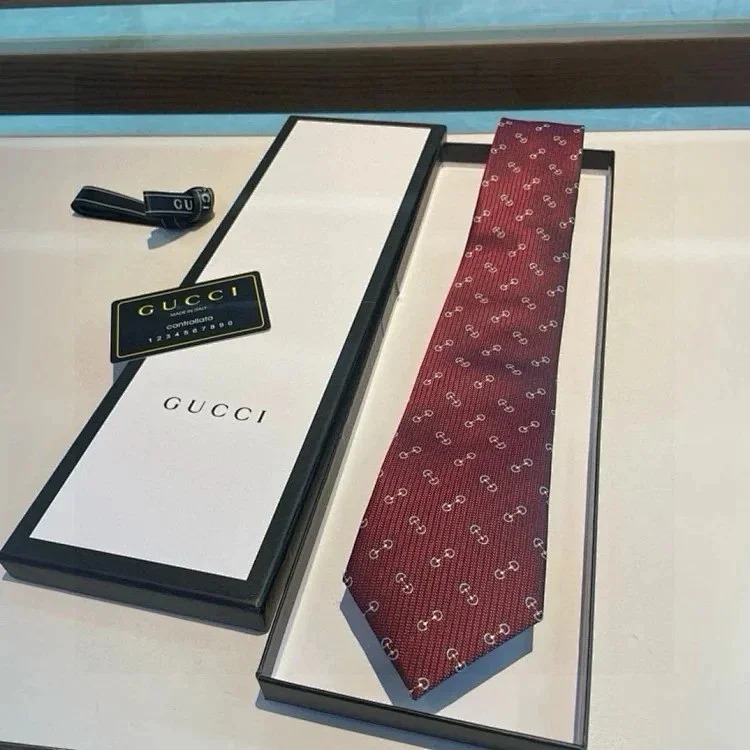 Tie