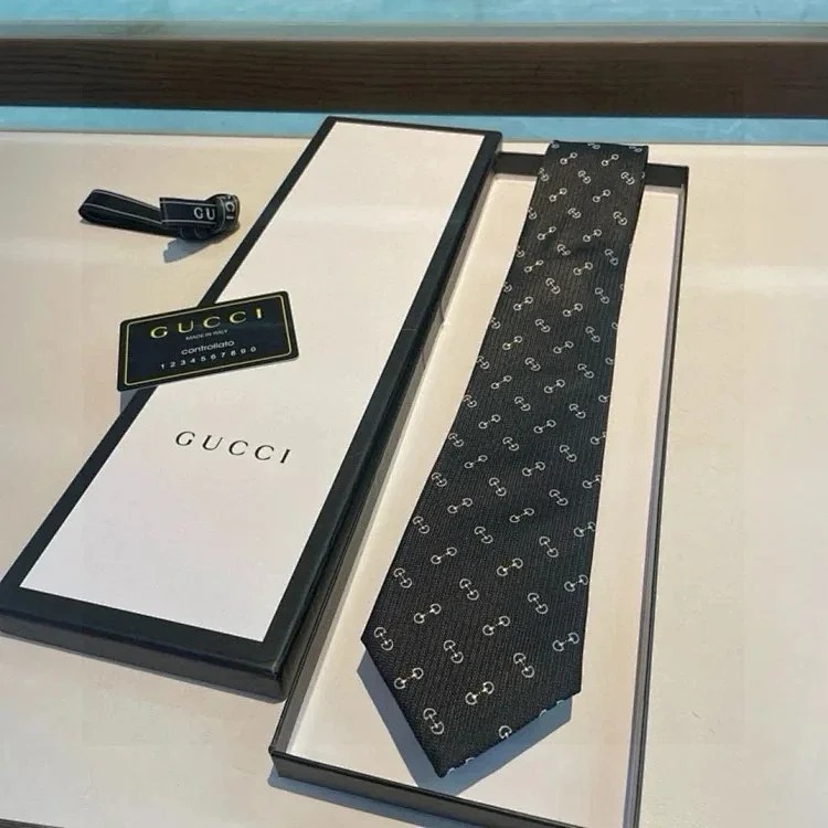 Tie
