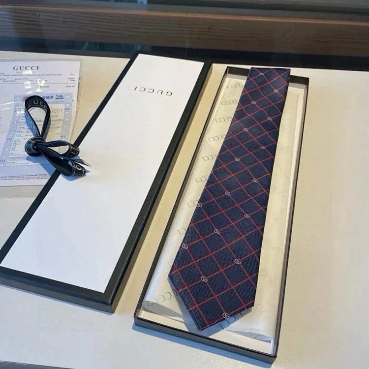 Tie
