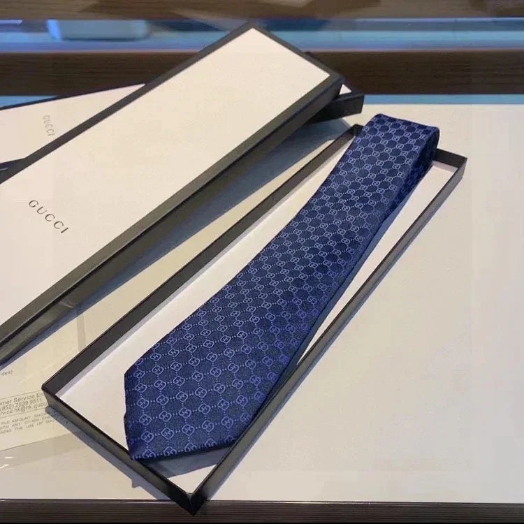 Tie