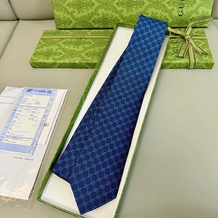 Tie