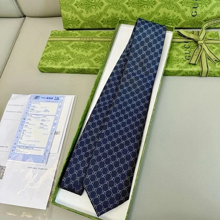 Tie