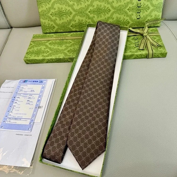 Tie