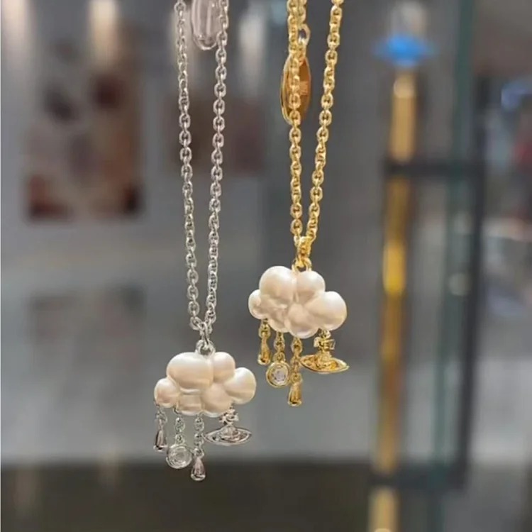 The Queen Mother’s new cloud shell tassel necklace is elegant, light, luxurious, niche and good-looking, and is a clavicle chain for best friends