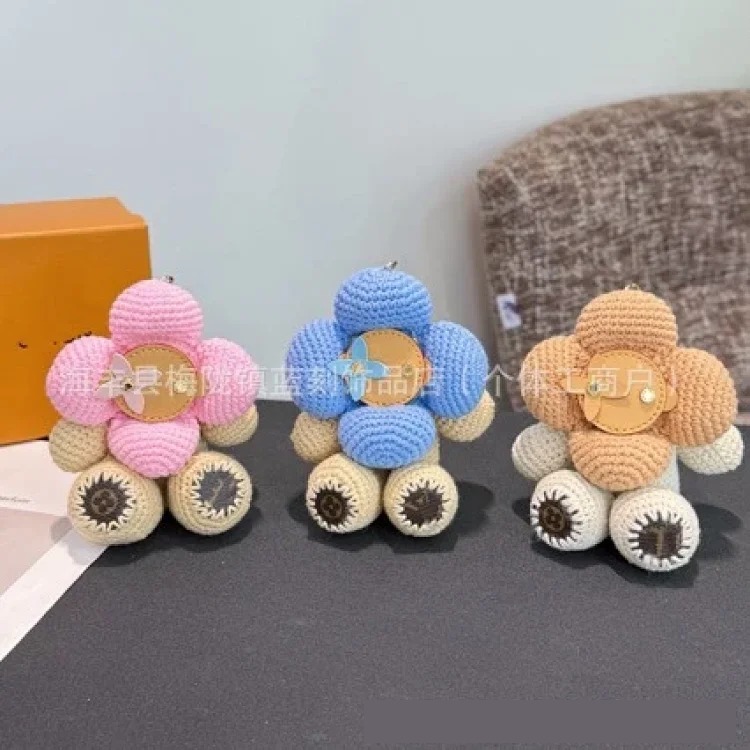Internet celebrity's same style sun flower plush doll, cute woolen handmade pendant, bag small pendant keychain