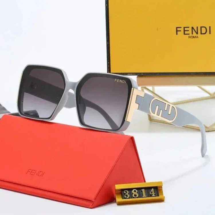 Fashionable sunglasses 011