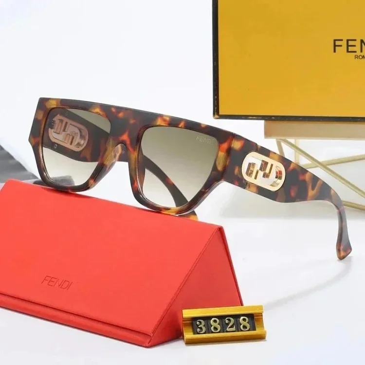 Fashionable sunglasses 011
