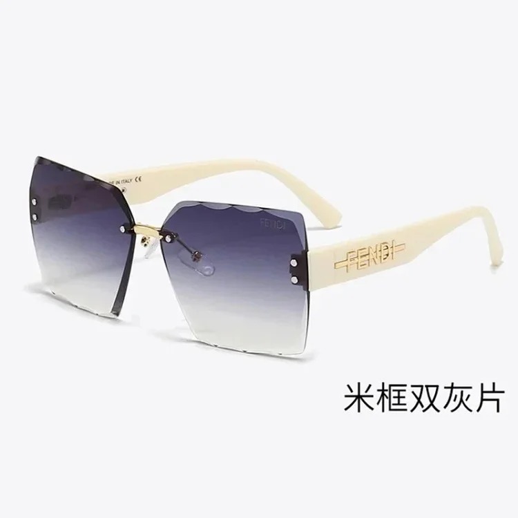 Fashionable sunglasses 011