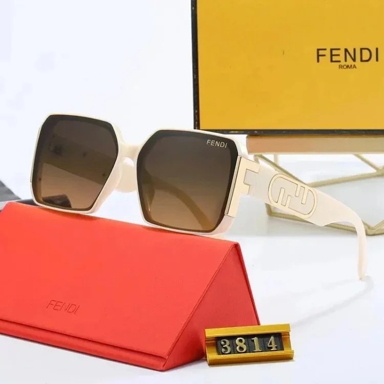 Fashionable sunglasses 011