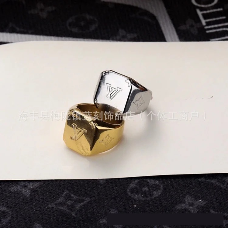 Couple pattern ring(pic2) Couple pattern ring