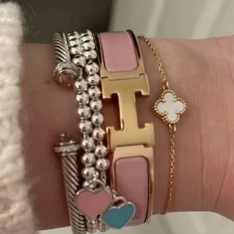 Fashion trend bracelet 02