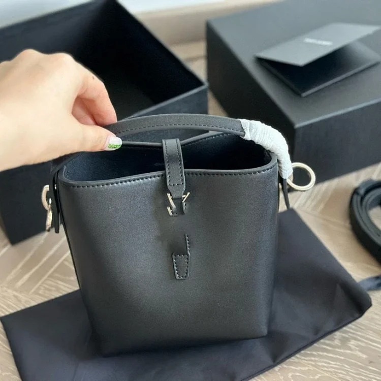 2025 spring and summer Yang Shulin mini bucket bag shoulder portable vegetable basket pendant ins Xiaohongshu same bucket type