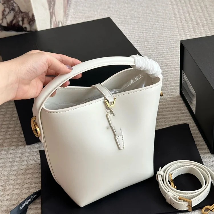 2025 spring and summer Yang Shulin mini bucket bag shoulder portable vegetable basket pendant ins Xiaohongshu same bucket type