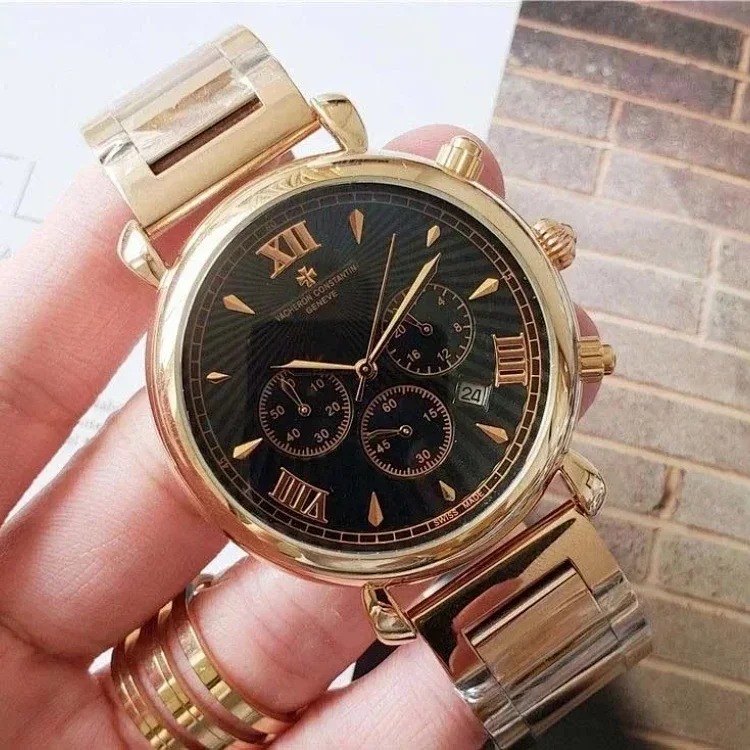 R-1 It whispers and tells time (watch)