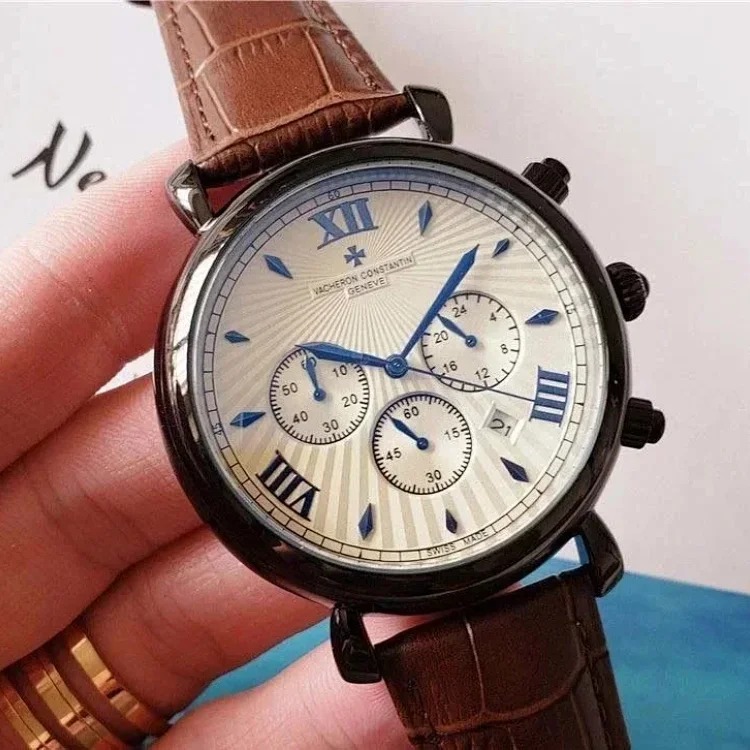 R-1 It whispers and tells time (watch)