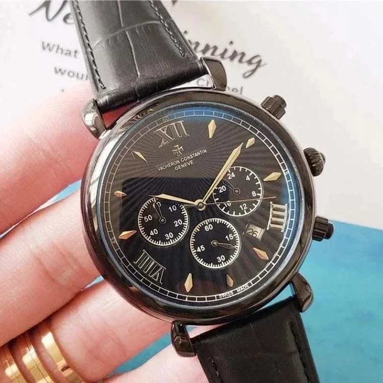 R-1 It whispers and tells time (watch)