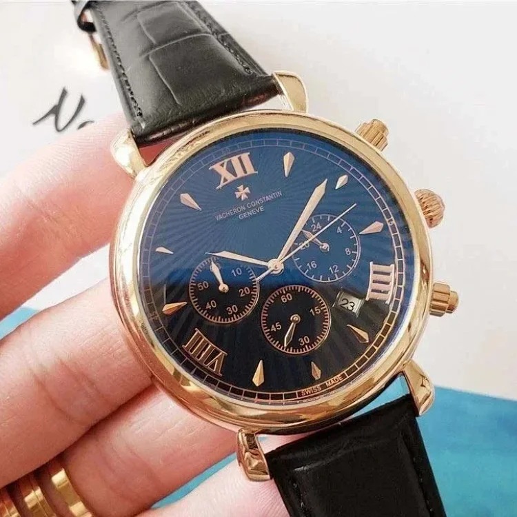 R-1 It whispers and tells time (watch)