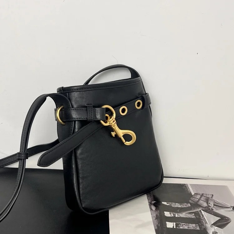 Miaojia's new vegetable tanned cowhide mobile phone bag, fashionable mini shoulder crossbody bag, lock buckle small square bag, retro lucky bag bag