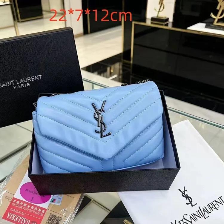 High-end women's bags 2024 new French chain shoulder bags popular this year Internet celebrity crossbody bag small square bag image 5