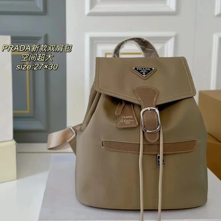 Trendy luxury backpack 003 image 4