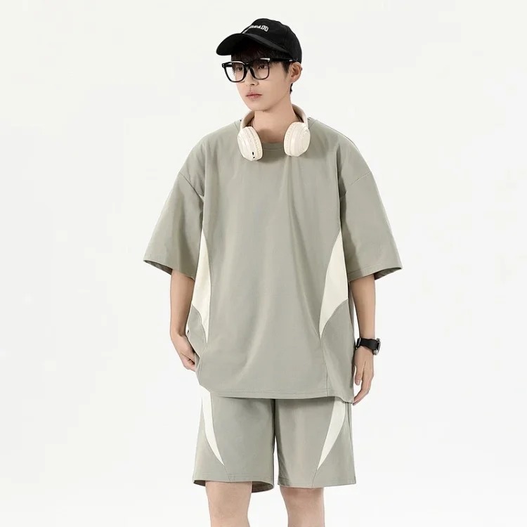 Summer loose short-sleeved men's T-shirt men's sports and leisure suit men's light luxury high-end handsome two-piece set
