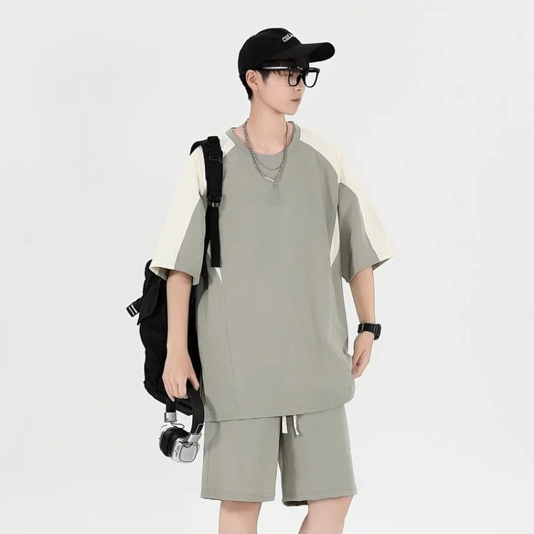Summer loose short-sleeved men's T-shirt men's sports and leisure suit men's light luxury high-end handsome two-piece set