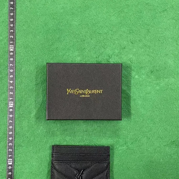 UF-1 has nowhere to put its emotions, let the card bag carry it image 3