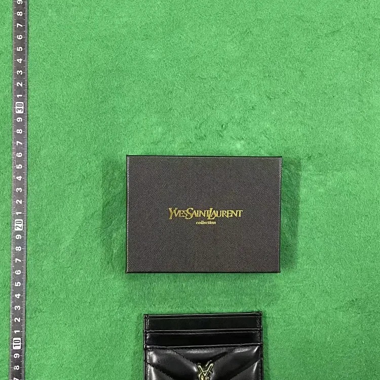 UF-1 has nowhere to put its emotions, let the card bag carry it image 4