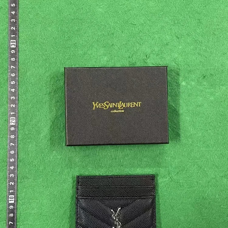 UF-1 has nowhere to put its emotions, let the card bag carry it image 6