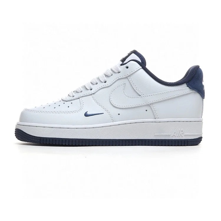 Classic sports and leisure sneakers-009