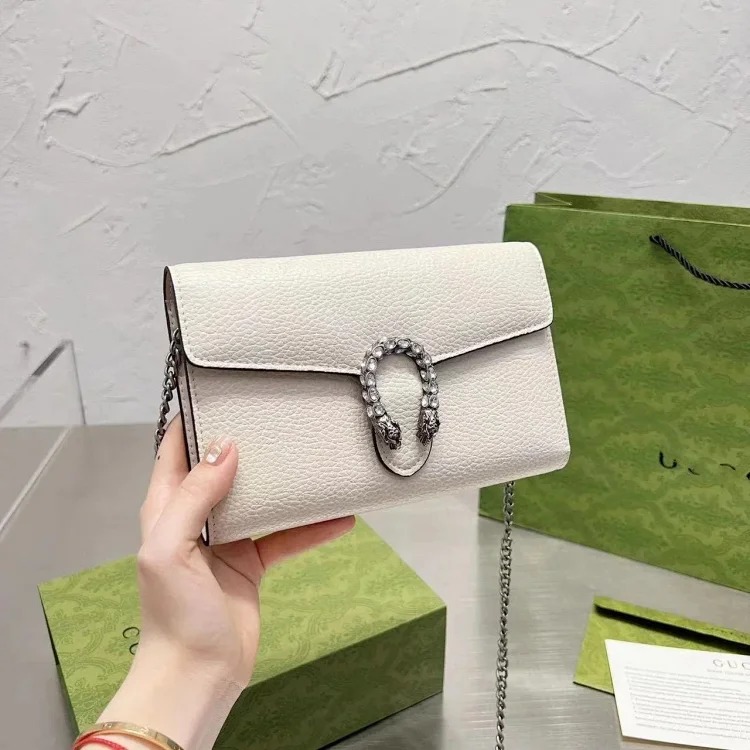 Classic fashion bag