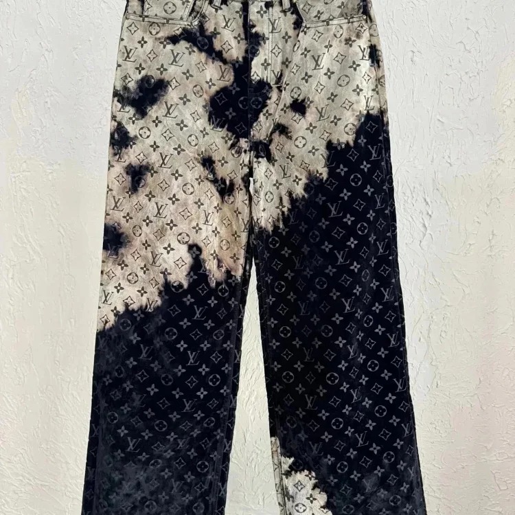 Of washed ripped patchwork jeans YHH image 2
