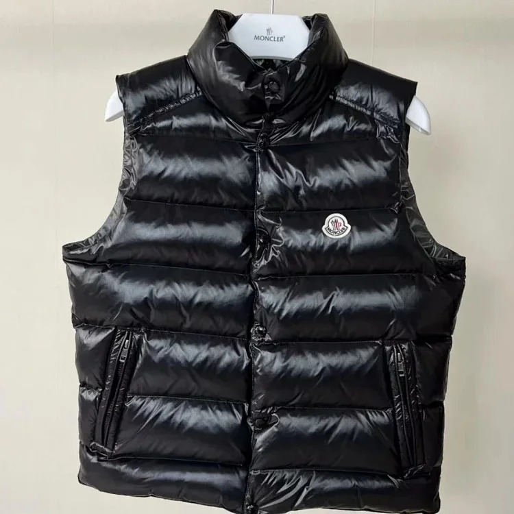 Comfortable and versatile down jackets 01 image 2