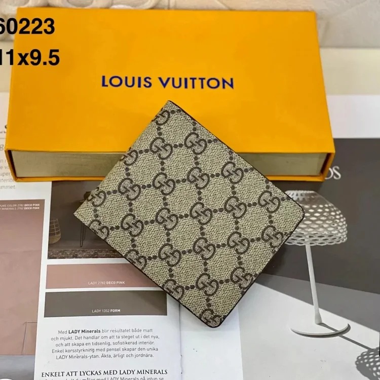 Small and exquisite wallet #6223 image 3