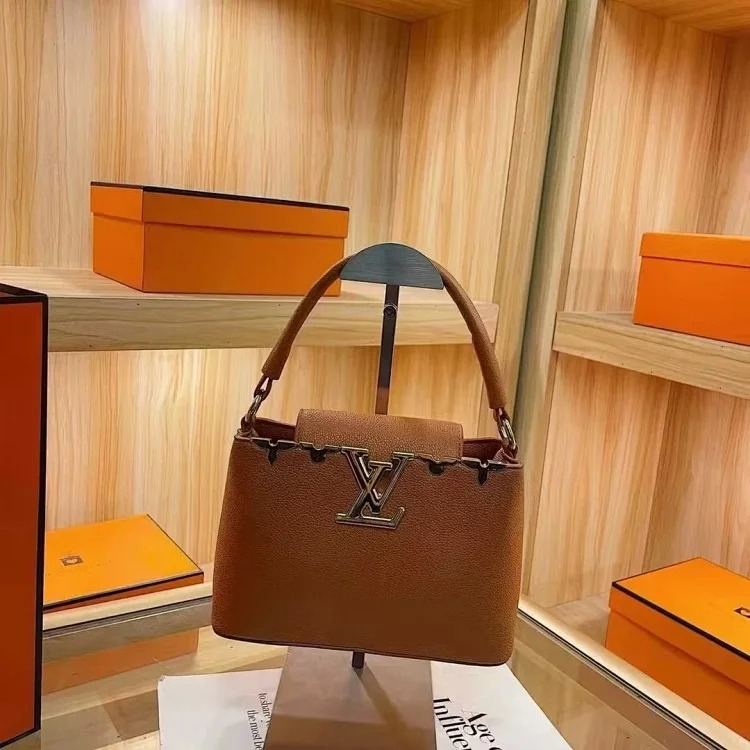 Light luxury style portable cross-body women's bag 001 (without box)