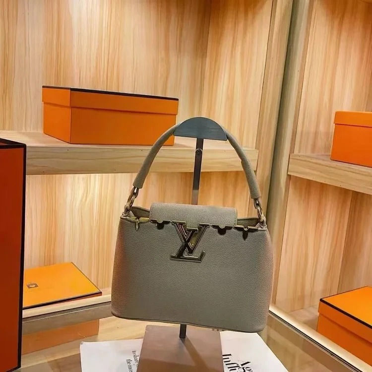 Light luxury style portable cross-body women's bag 001 (without box)