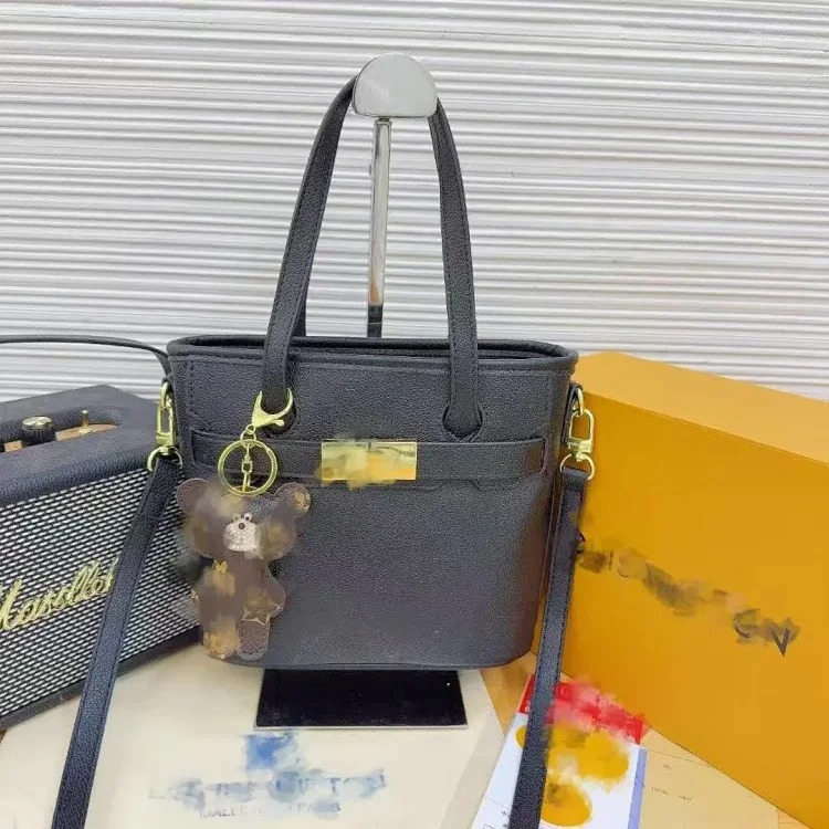 Light luxury style portable cross-body women's bag 001 (without box)
