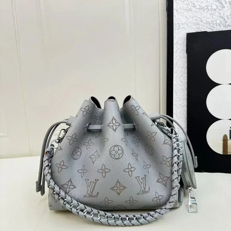 Light luxury style portable cross-body women's bag 001 (without box)