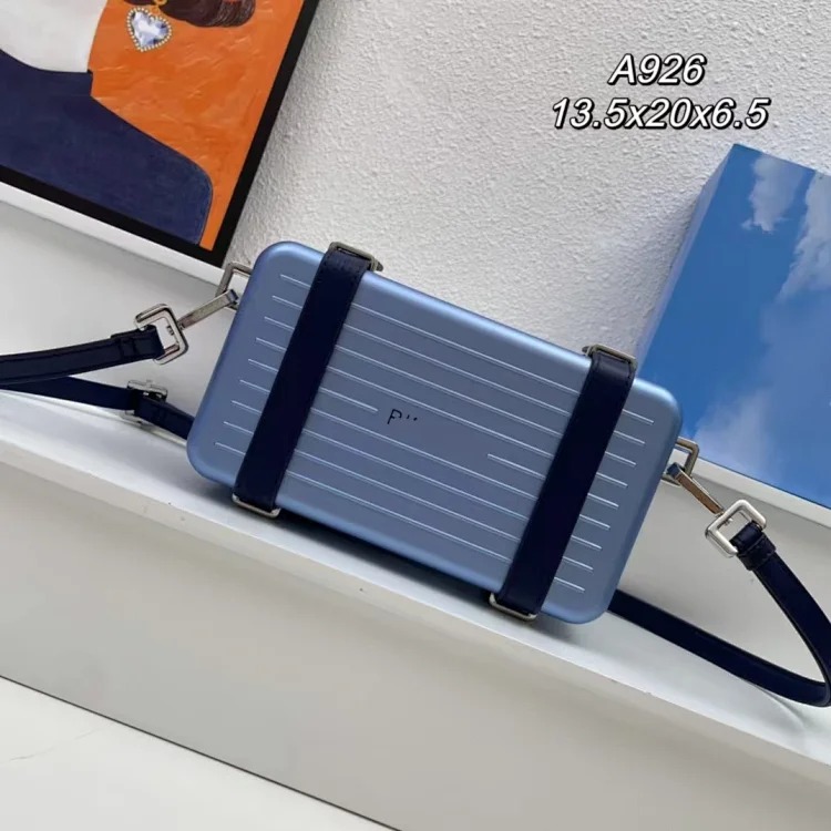 2024 co-branded suitcase, high-looking Internet celebrity hard shell crossbody bag, shoulder box handbag