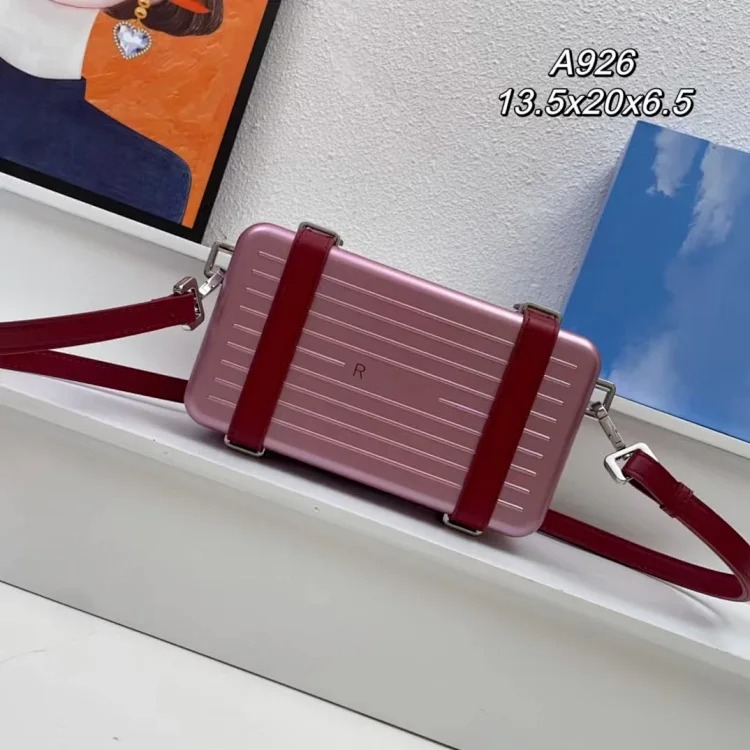 2024 co-branded suitcase, high-looking Internet celebrity hard shell crossbody bag, shoulder box handbag