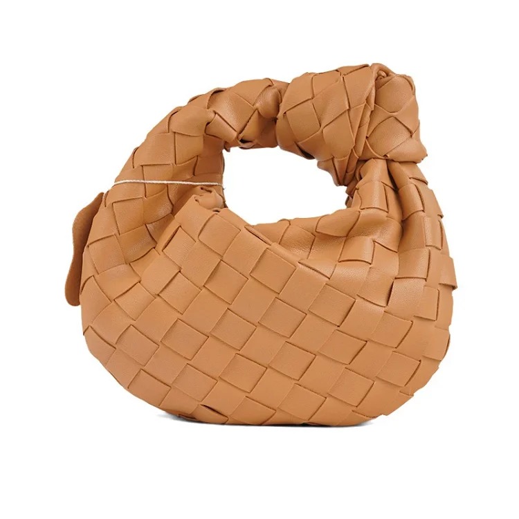 2025 Spring Commuting 2024mini Portable Cloud Bag Handmade Woven Armpit Bag Pillow Bag Hot Selling Women's Bag