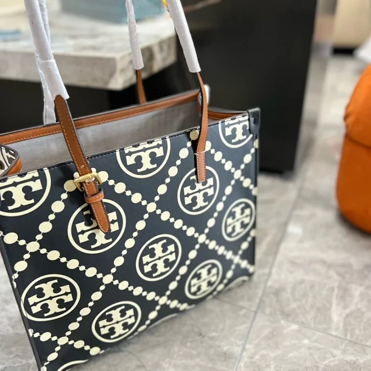 Tory fashion bag