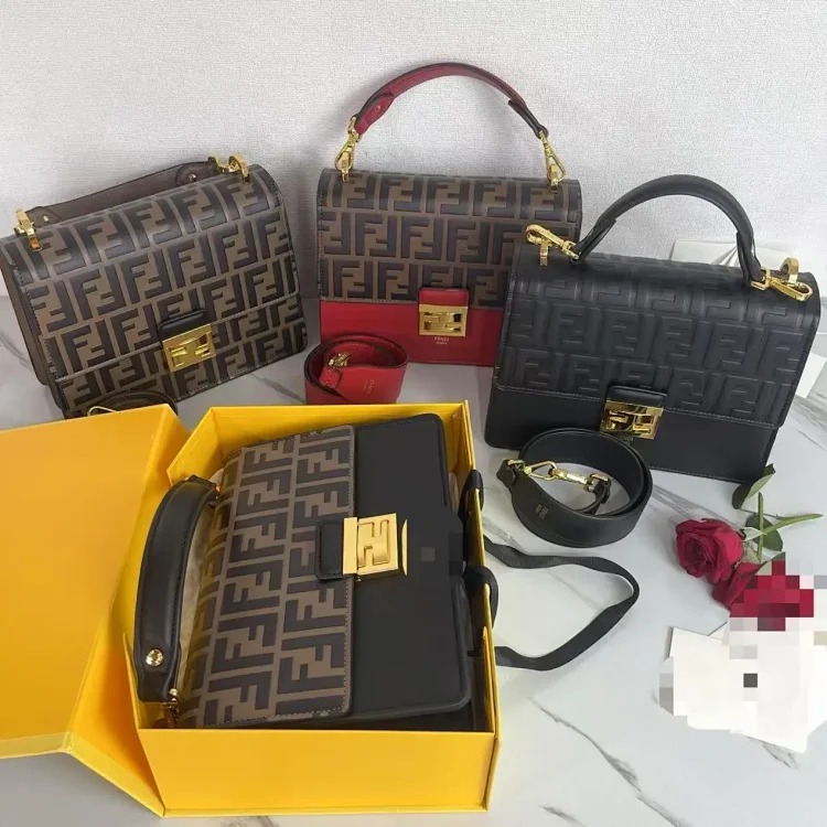 Fendi 2025 new bag cross-border shoulder bag retro crossbody bag ladies bag versatile new baguette bag light