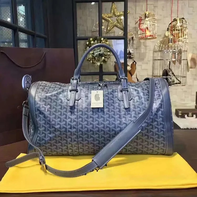 Celine Large capacity shoulder carry crossbody luggage bag