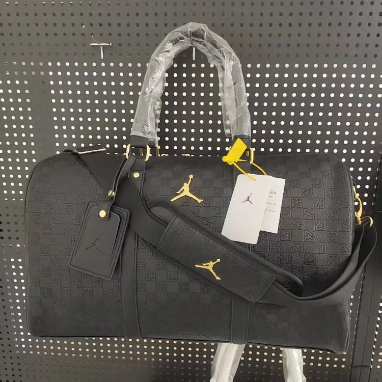 Louis Vuitton Cross-border new trendy brand aj presbyopic checkerboard checkerboard versatile fitness bag large capacity single shoulder crossbody portable travel bag image 5